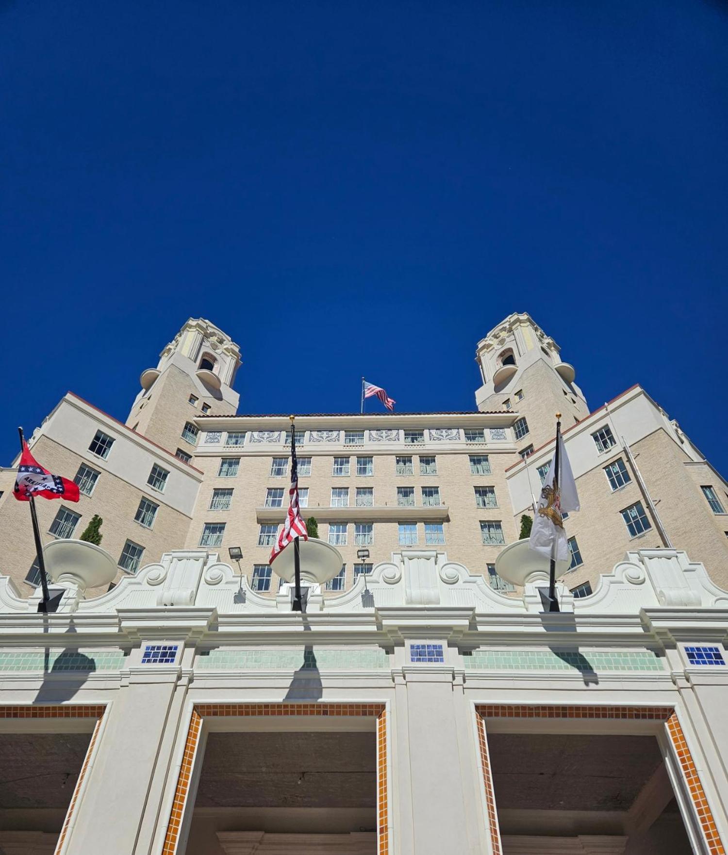 Arlington Resort Hotel & Spa Hot Springs Exterior photo