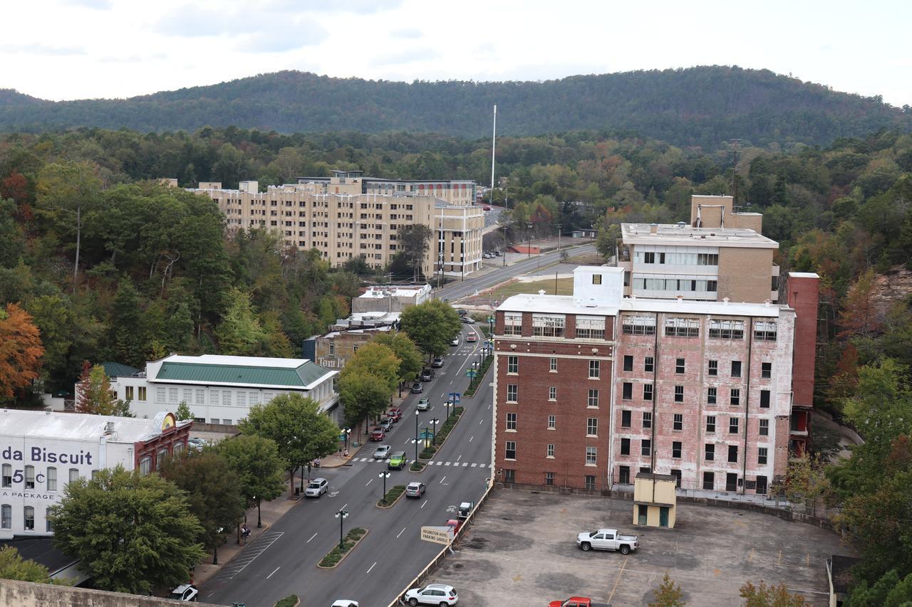 Arlington Resort Hotel & Spa Hot Springs Exterior photo